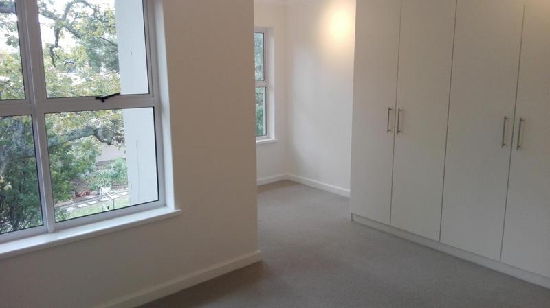 To Let 3 Bedroom Property for Rent in Kenilworth Western Cape